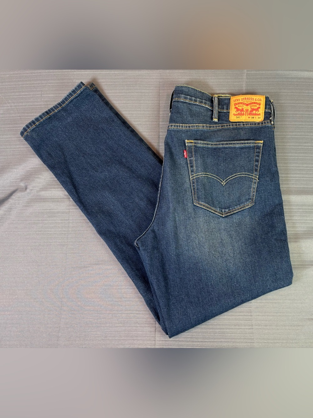 Levi’s 541 Athletic Taper Jeans Men’s 38x34 Dark Wash Stretch Denim Flex